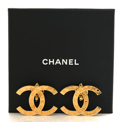 Chanel Metal Large Paris Button Earrings Gold 5 of 5