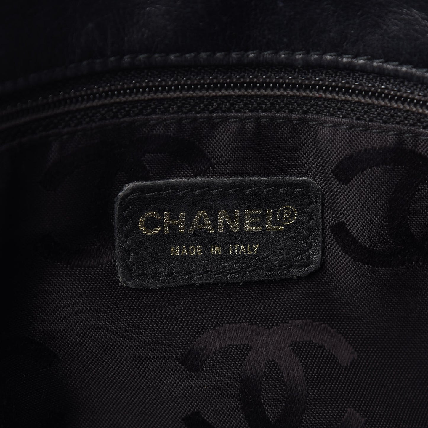Calfskin Contrast Stitch Surpique Tote Black