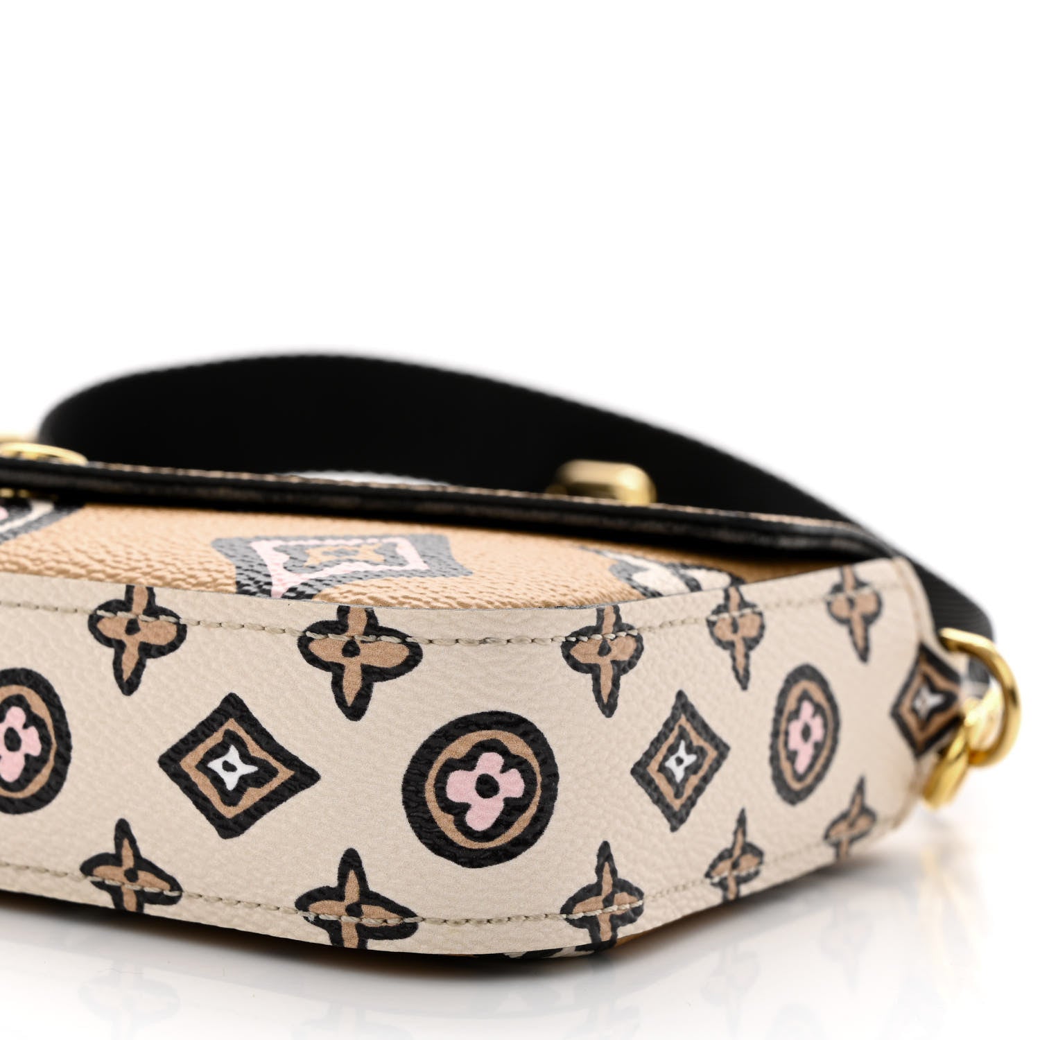 Louis Vuitton Monogram Wild At Heart Felicie Strap & Go Arizona Creme 9 of 10