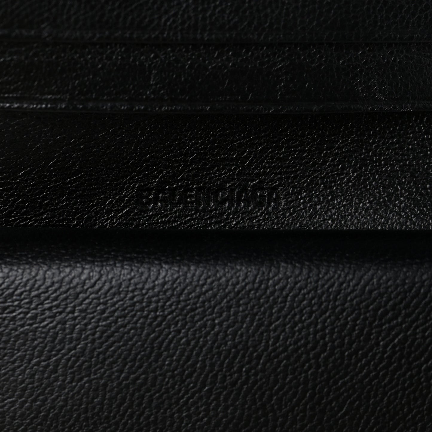 Grained Calfskin Neo Classic Wallet Black