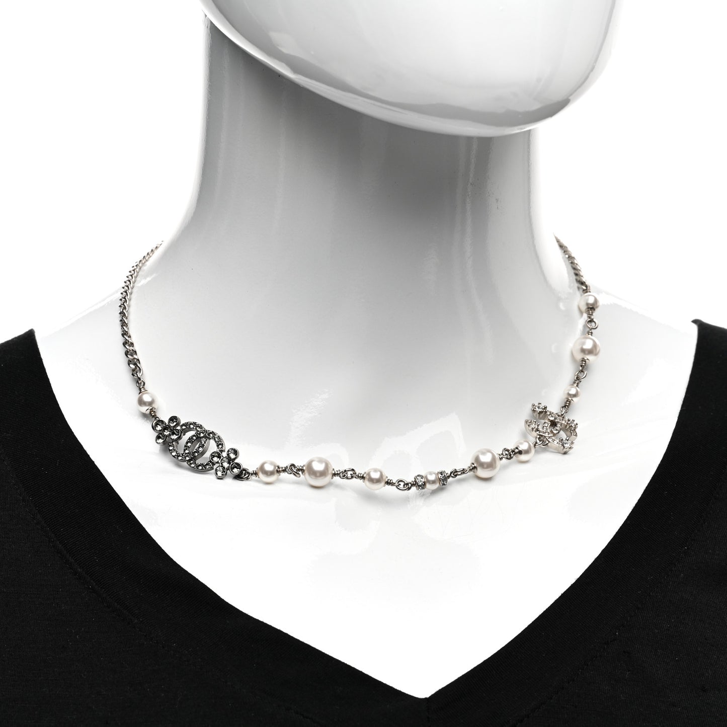 Pearl Crystal CC Choker Necklace Ruthenium White