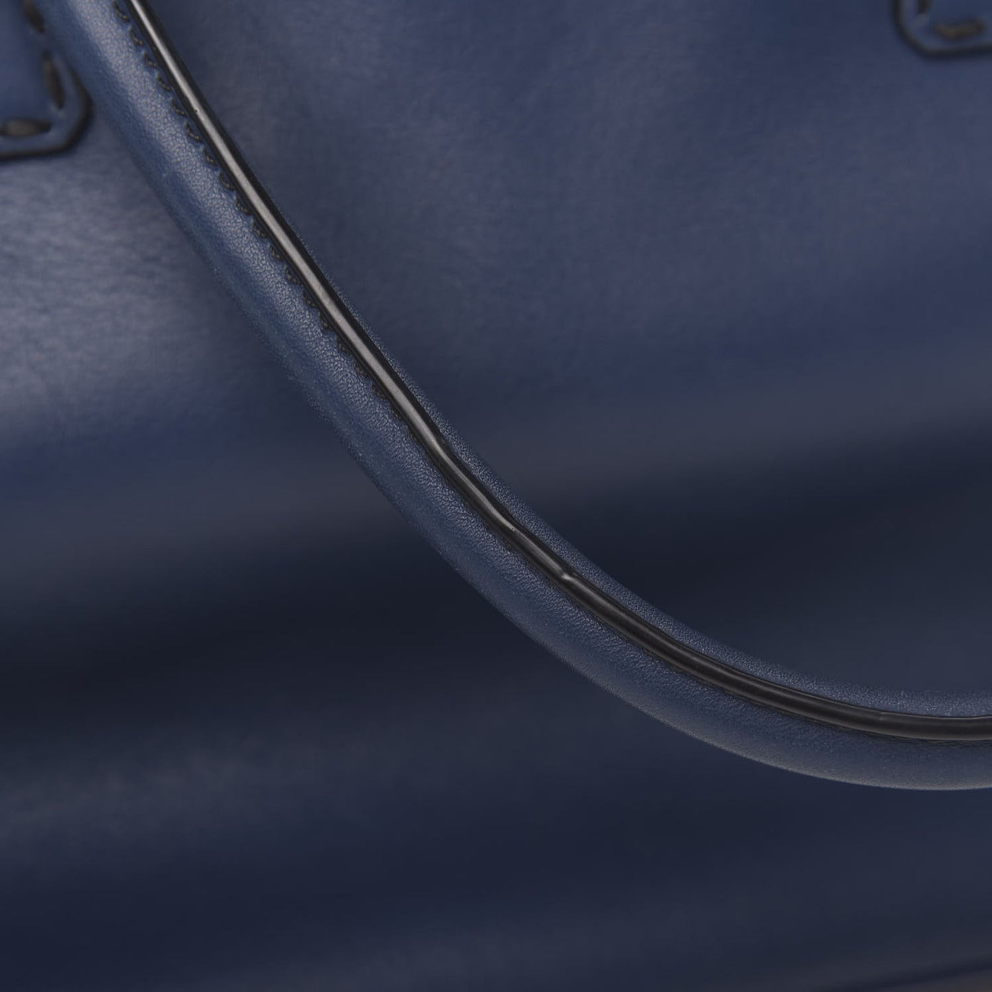 City Calf Hand Stitched Medium Galleria Double Zip Tote Bleuette
