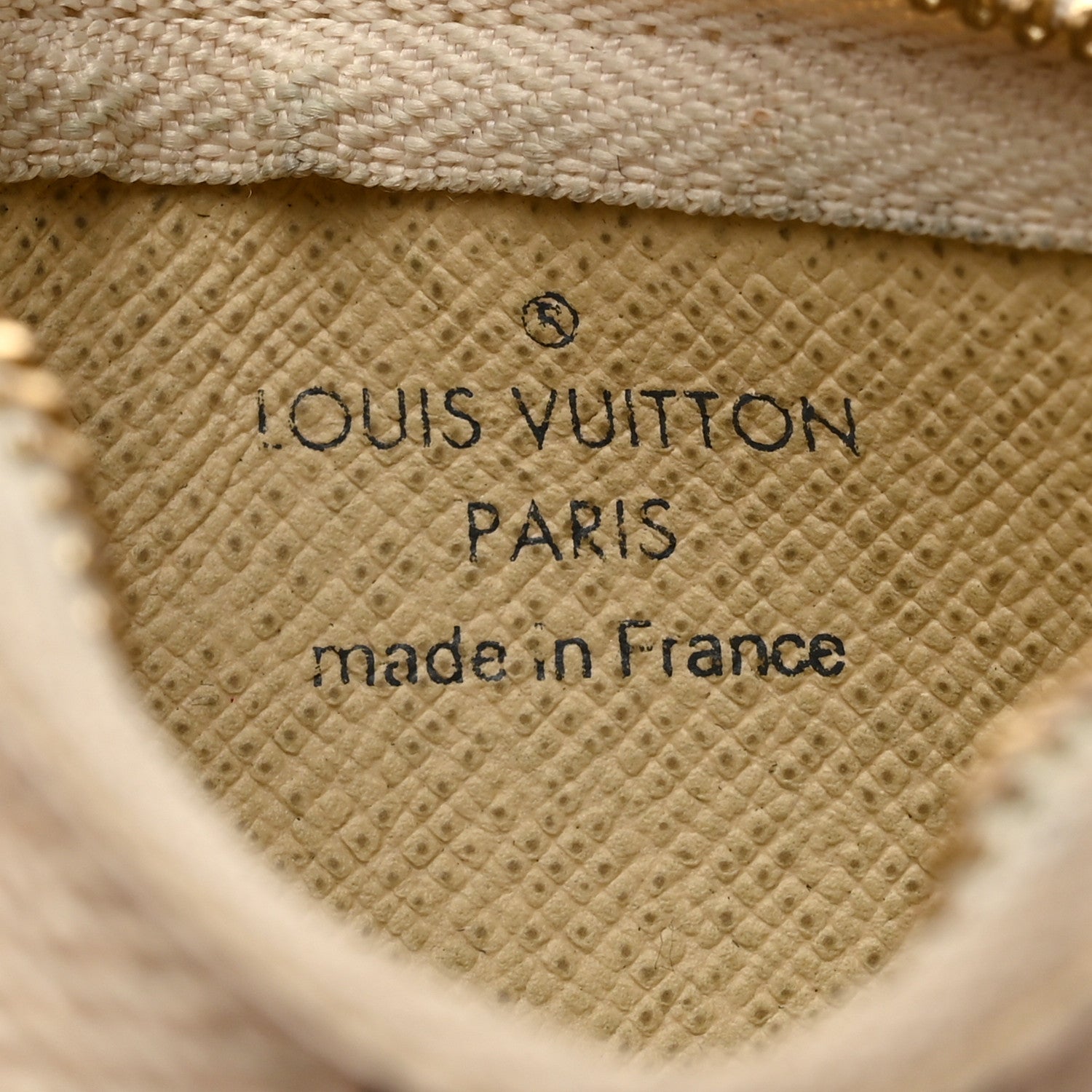 Louis Vuitton Damier Azur Key Pouch 6 of 7