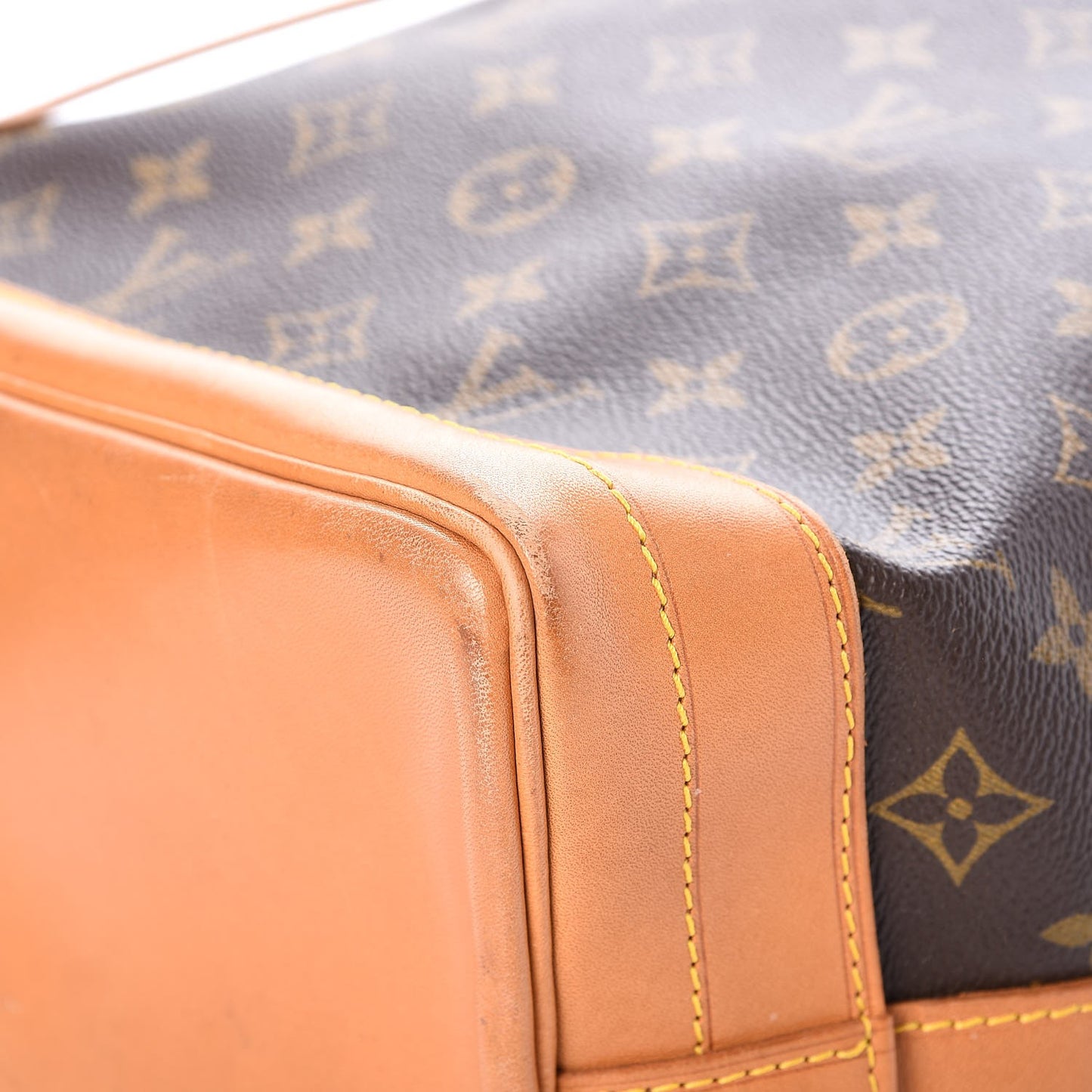 Monogram Noe