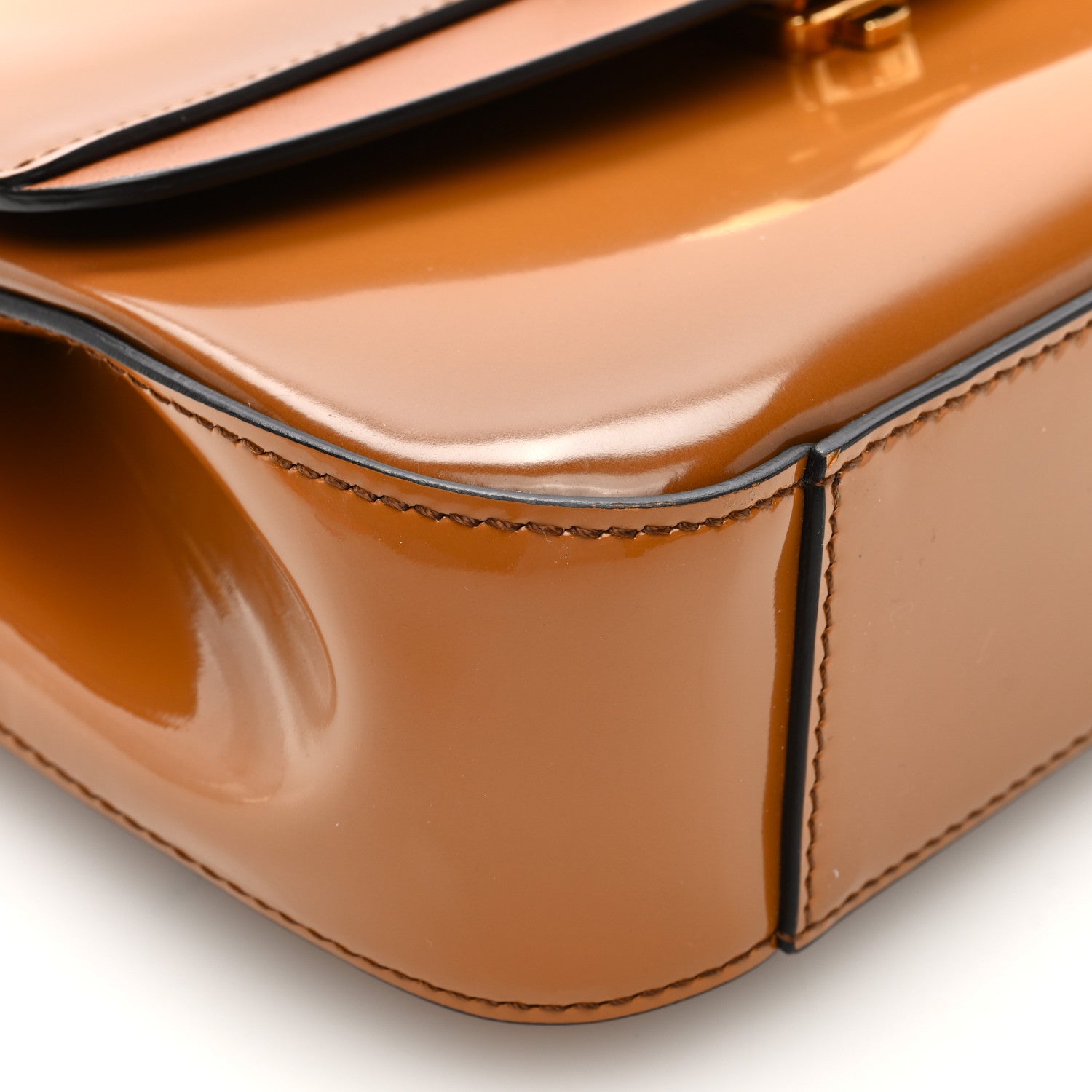 Chloe Spazzolato Sfumato Calfskin Small C Double Carry Autumnal Brown 8 of 9