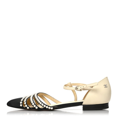 Chanel Lambskin Grosgrain Pearl Slingbacks White Black 1 of 8