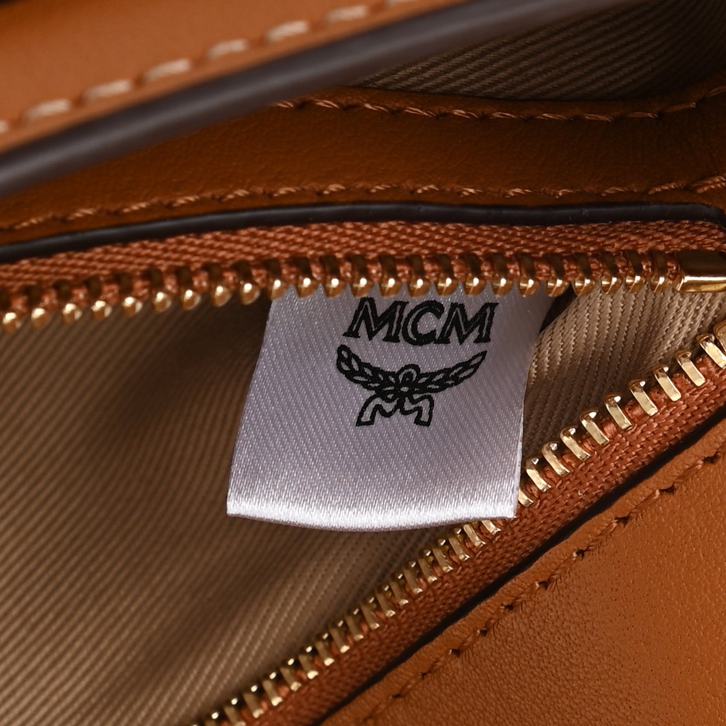 Metallic Visetos Medium Millie Crossbody Bag Berlin Gold