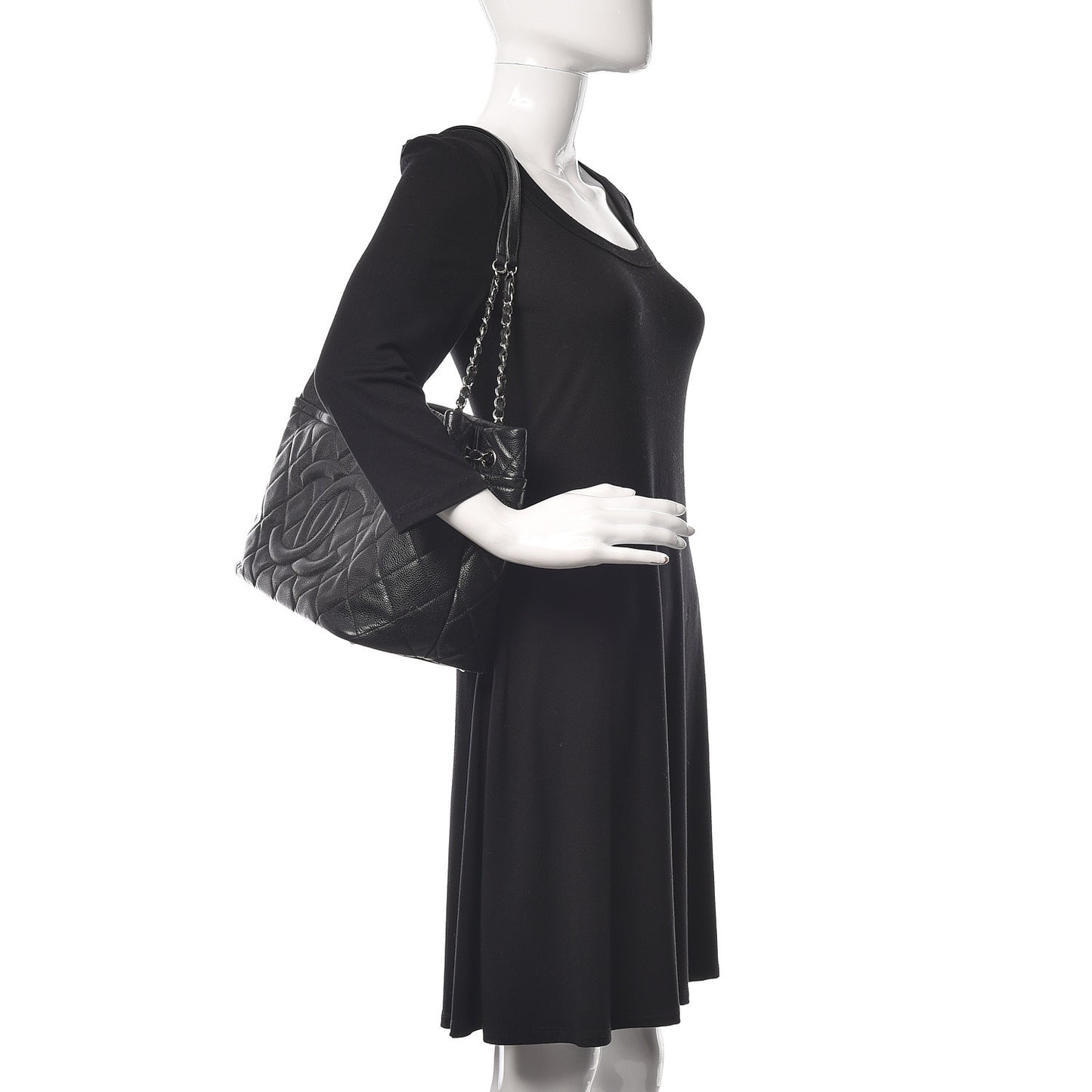 Caviar Quilted CC Timeless Soft Tote Black