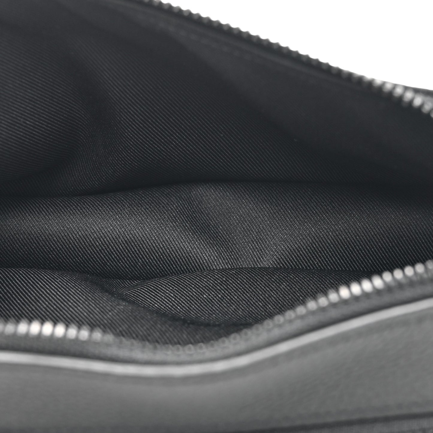 Calfskin Aerogram Alpha Wearable Wallet Black