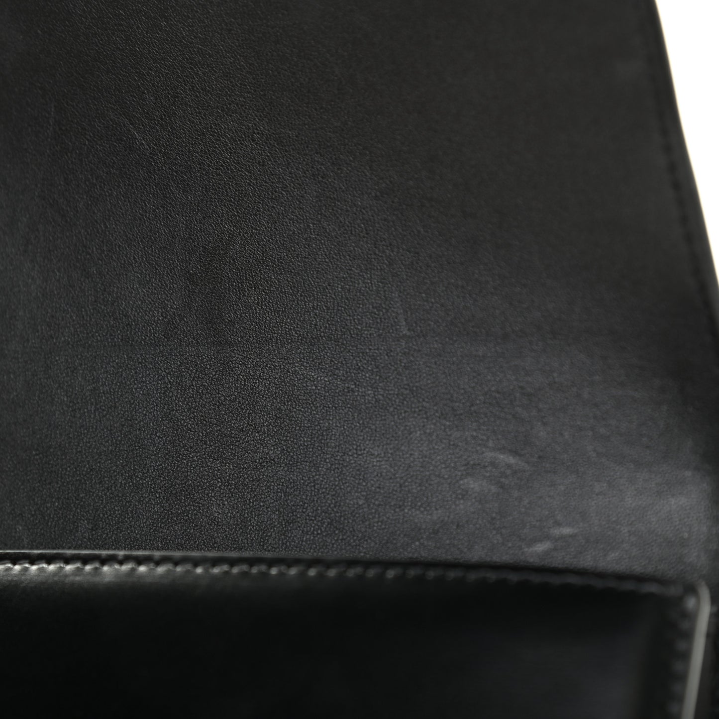 Shiny Calfskin Triomphe Clutch Black
