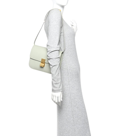 Box Calfskin Medium Classic Box Flap Bag Vert D'eau