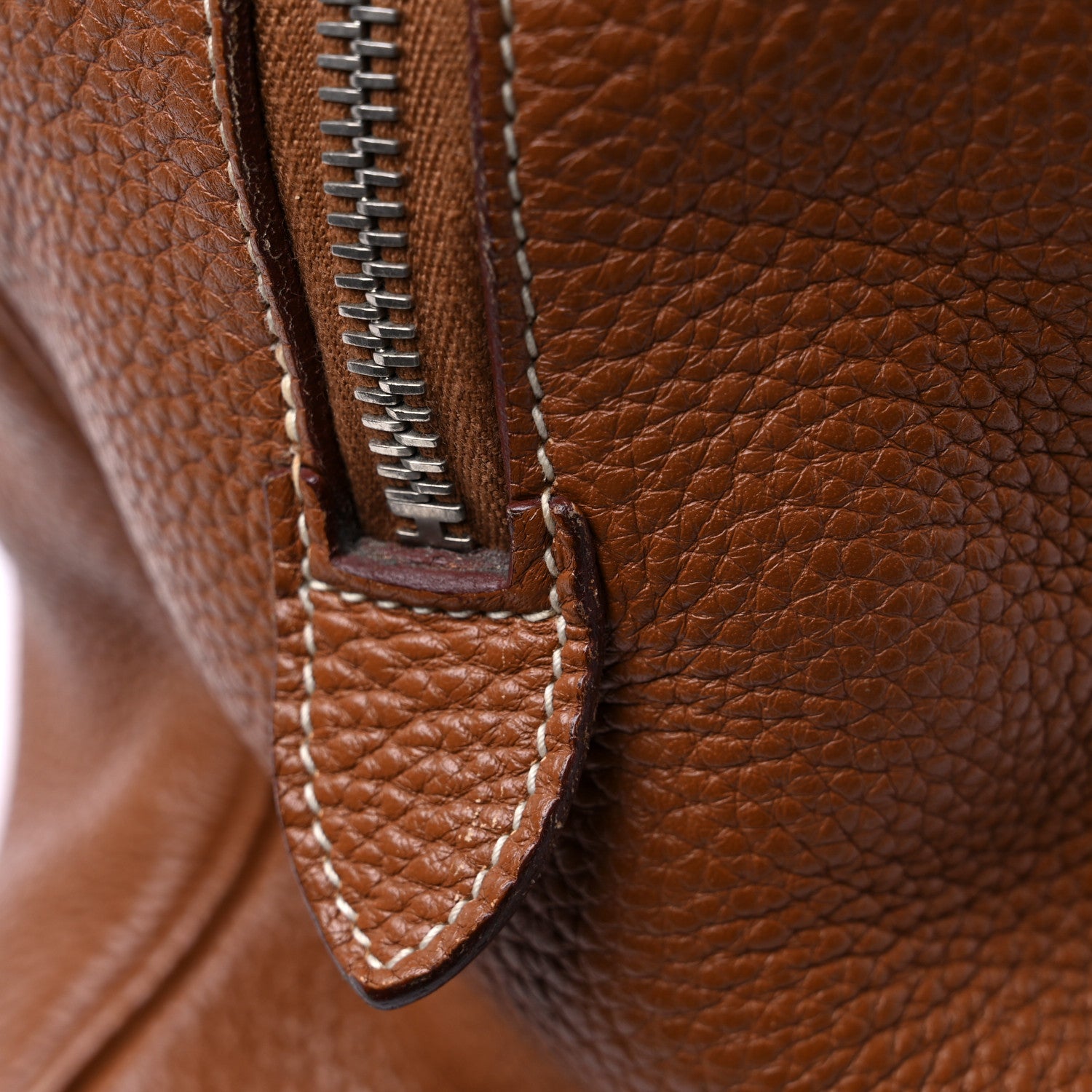 Hermes Taurillon Clemence Victoria II 35 Gold 14 of 21