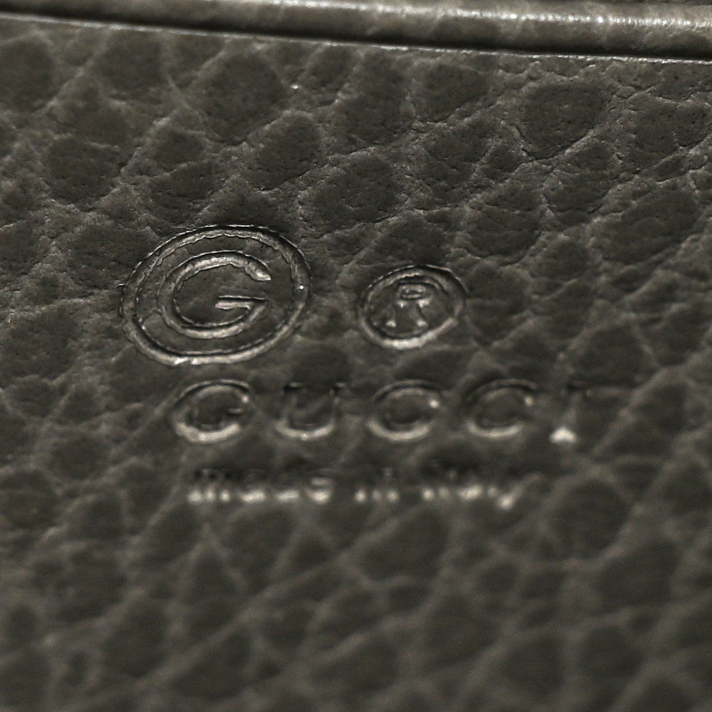 Dollar Calfskin Interlocking G Chain Wallet Loess