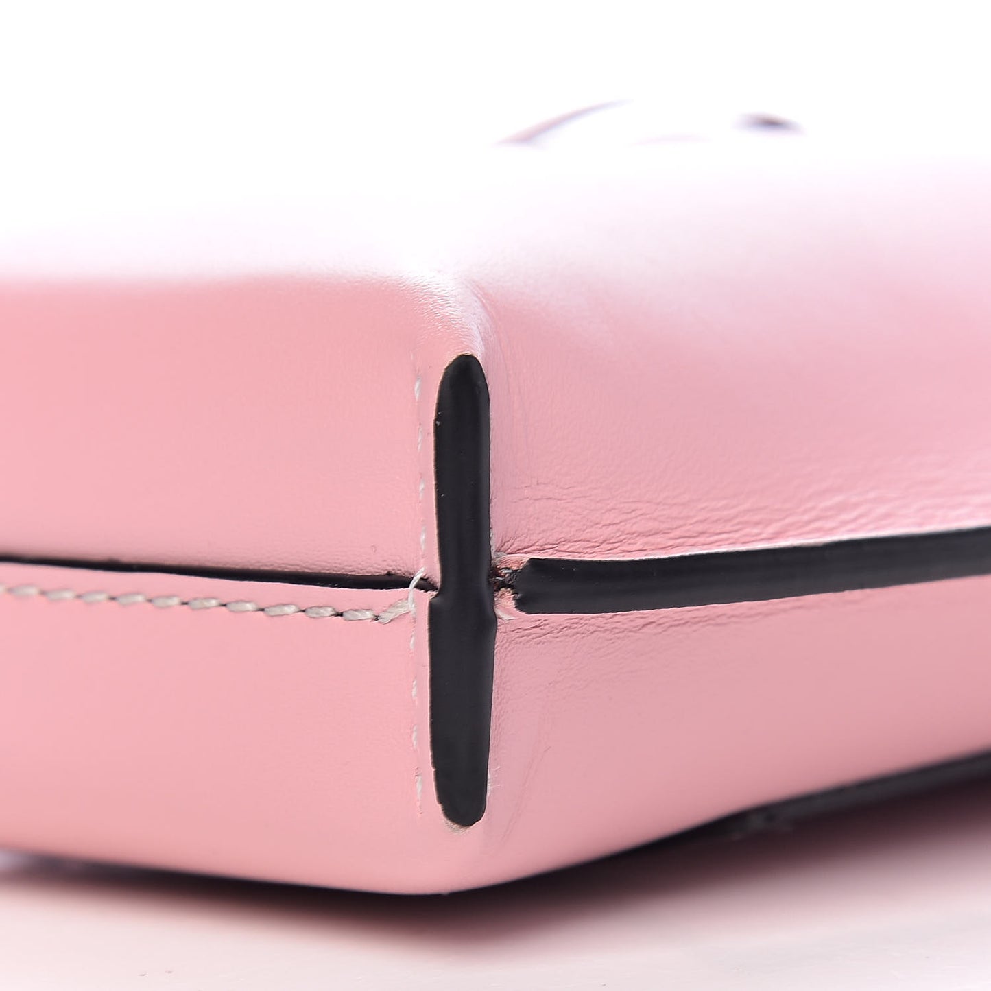 Smooth Calfskin Gate Pocket Pastel Pink