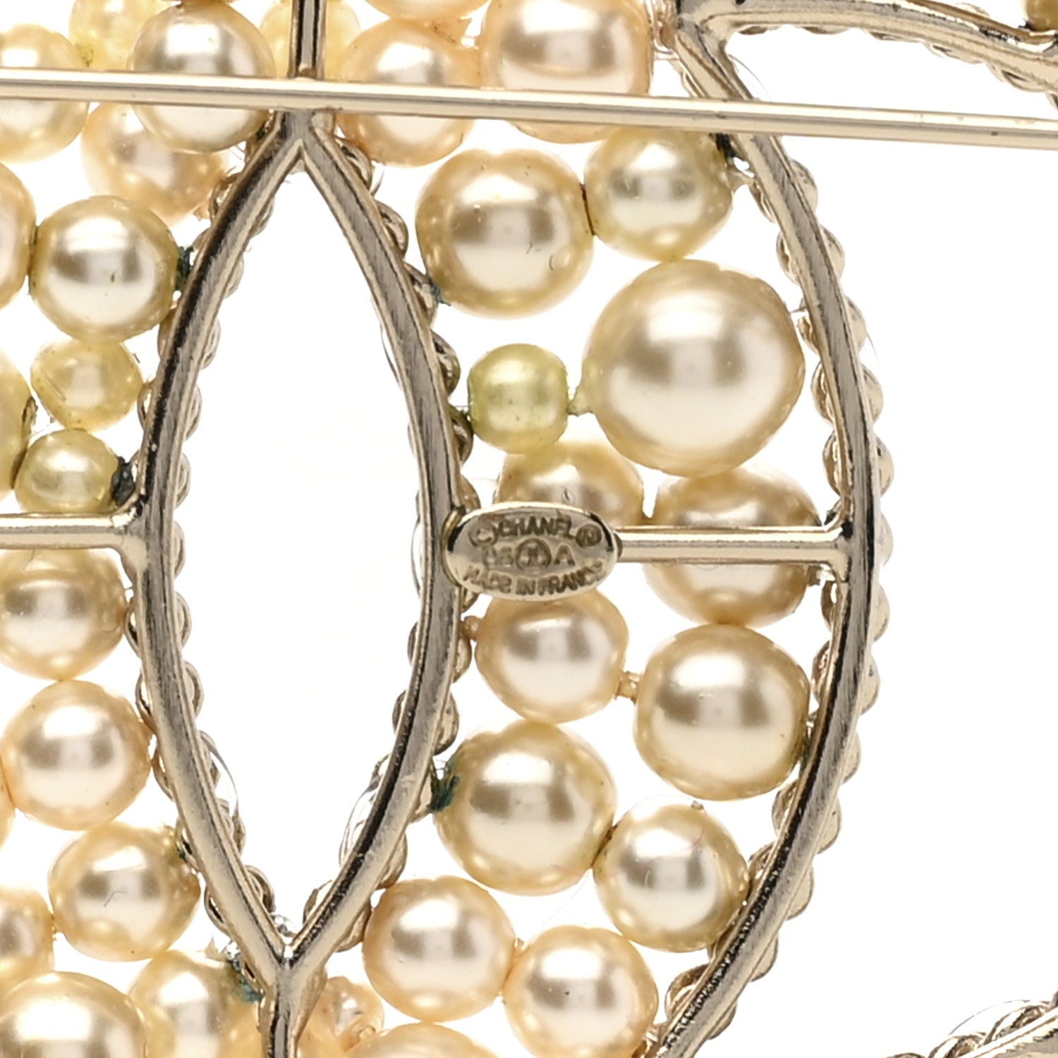 Chanel Pearl CC Brooch Light Gold 3 of 3