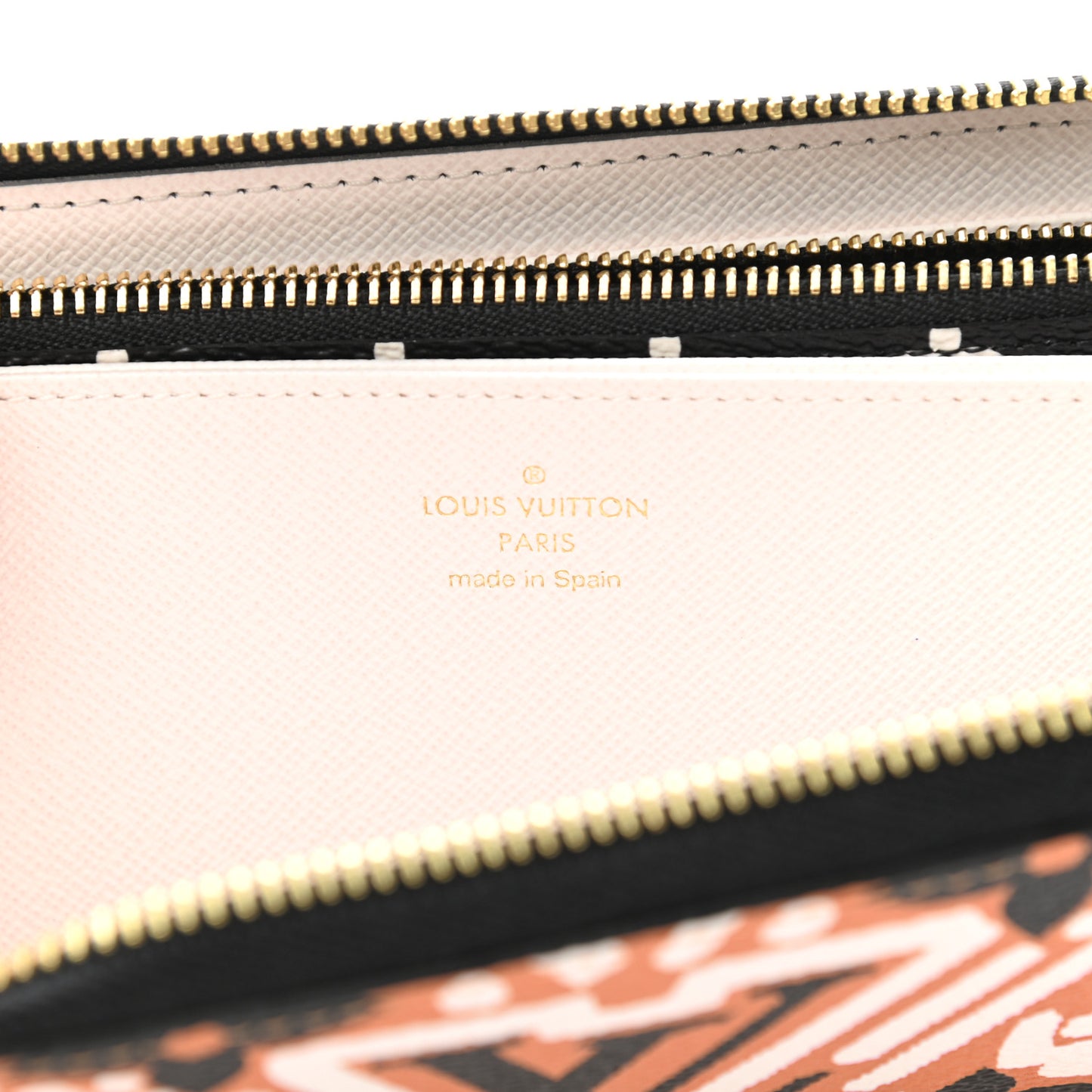 Monogram Giant Crafty Zippy Wallet Creme Caramel