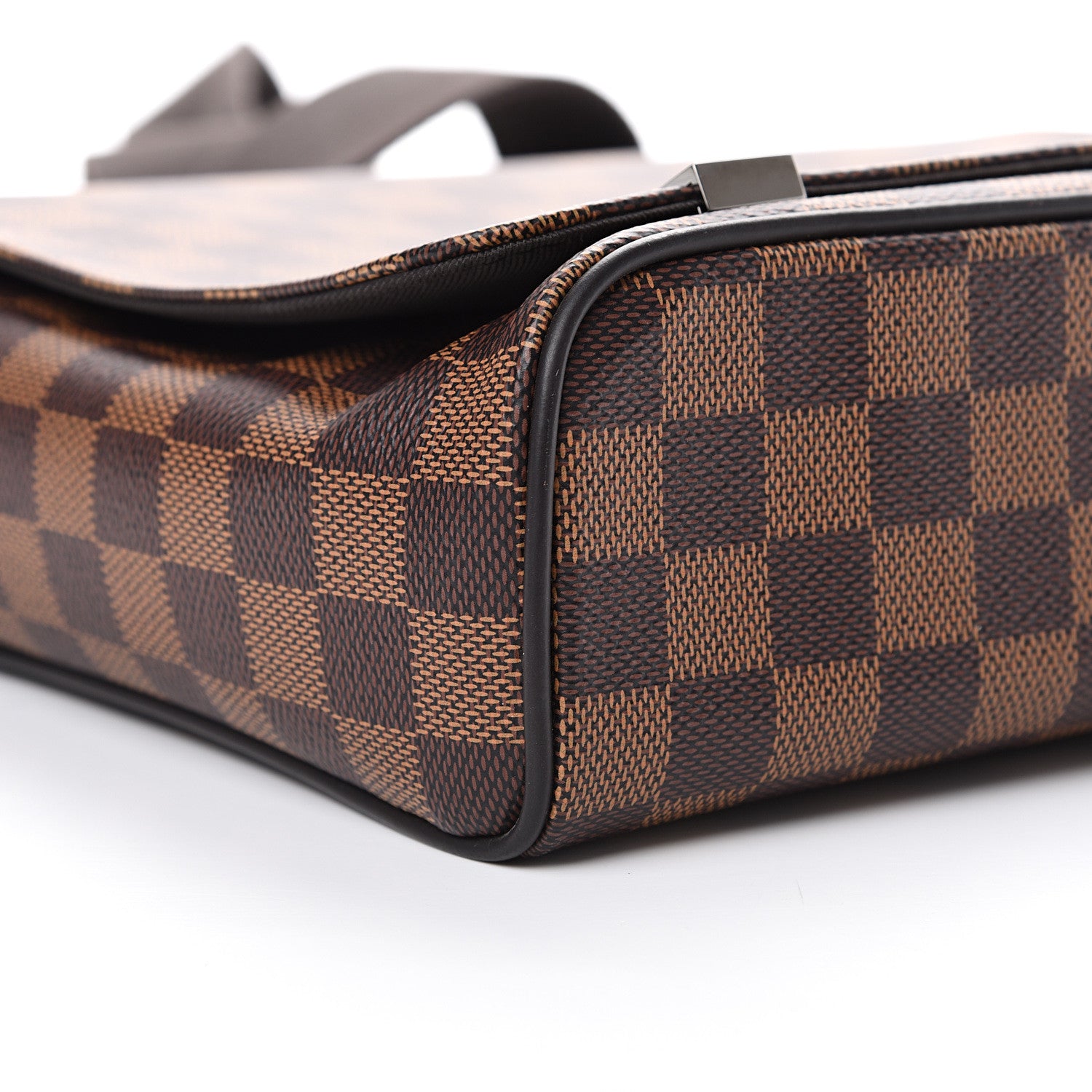 Louis Vuitton Damier Ebene District PM 8 of 9