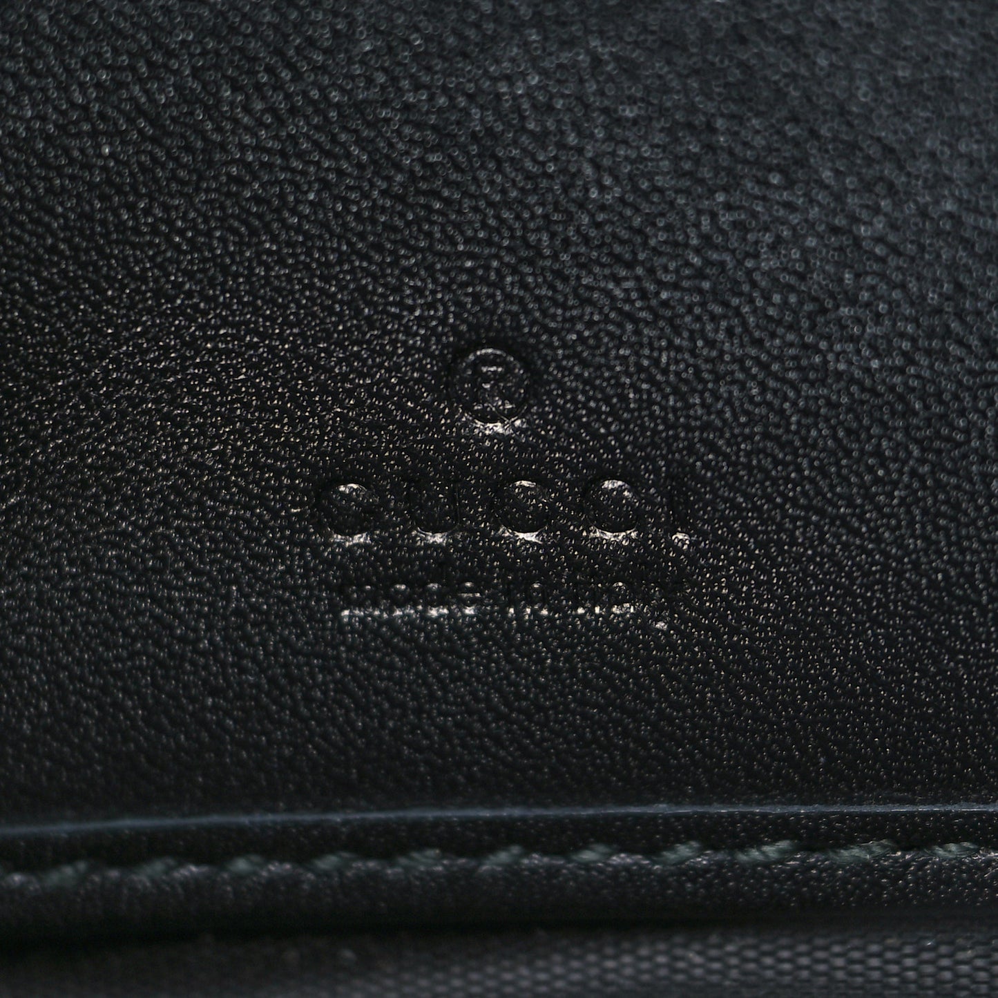 Calfskin Matelasse GG Marmont Zip Around Wallet Black
