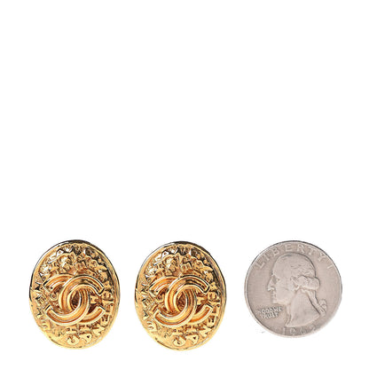 Chanel Oval CC Clip On Earrings Gold 2 of 5