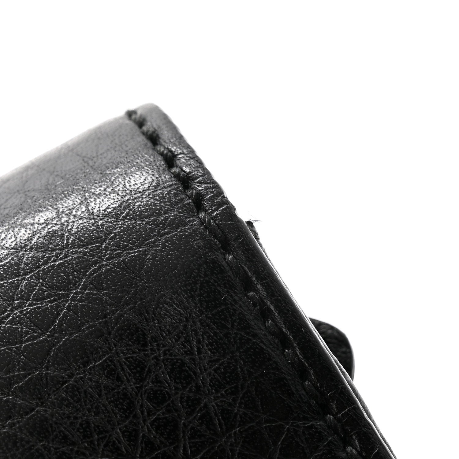 Gucci Pebbled Calfskin Medium Soho Clutch Black 11 of 11