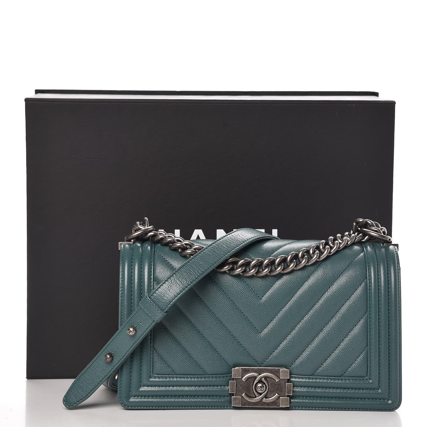 Chanel Caviar Chevron Quilted Medium Boy Flap Green 8 of 8