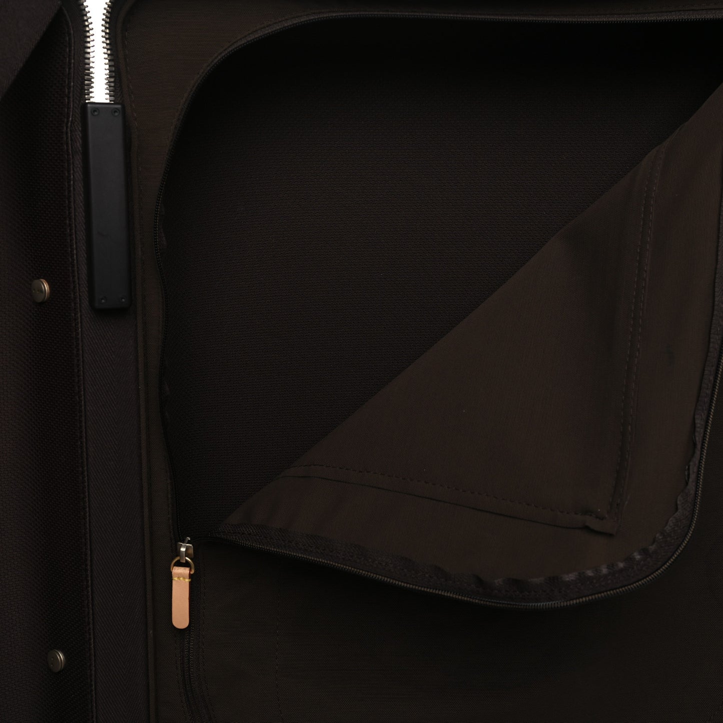 Monogram Horizon 50
