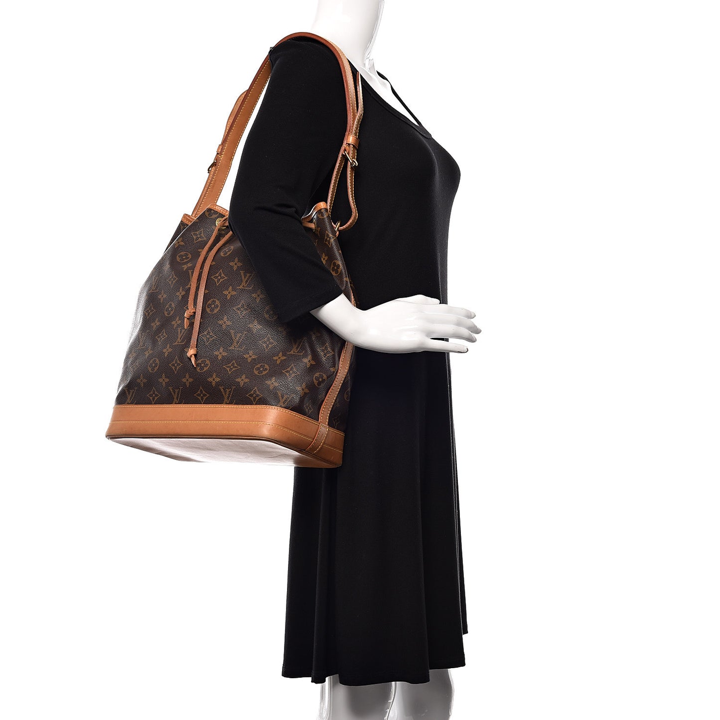 Monogram Noe