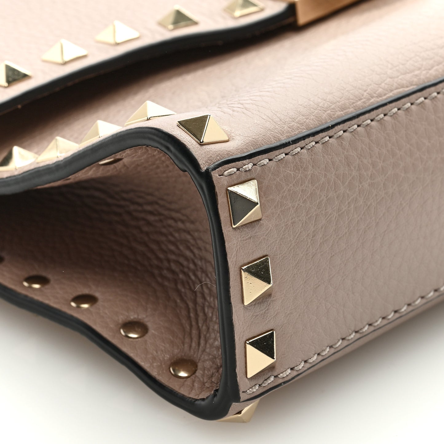 Pebbled Calfskin Medium Rockstud Flip Lock Crossbody Bag Poudre