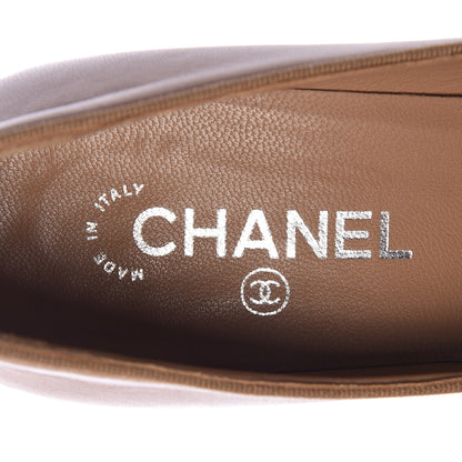Chanel Lambskin Cap Toe CC Pumps 40 Beige Black 8 of 16