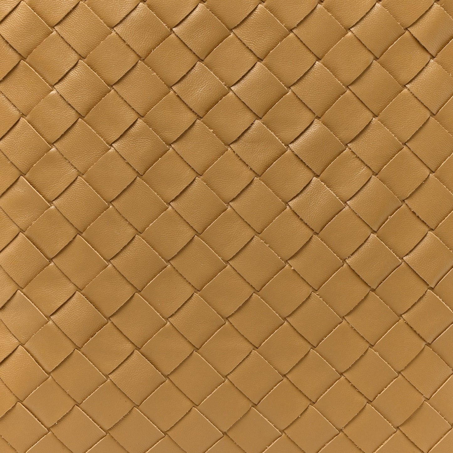 Calfskin Intrecciato Small Hop Dark Praline