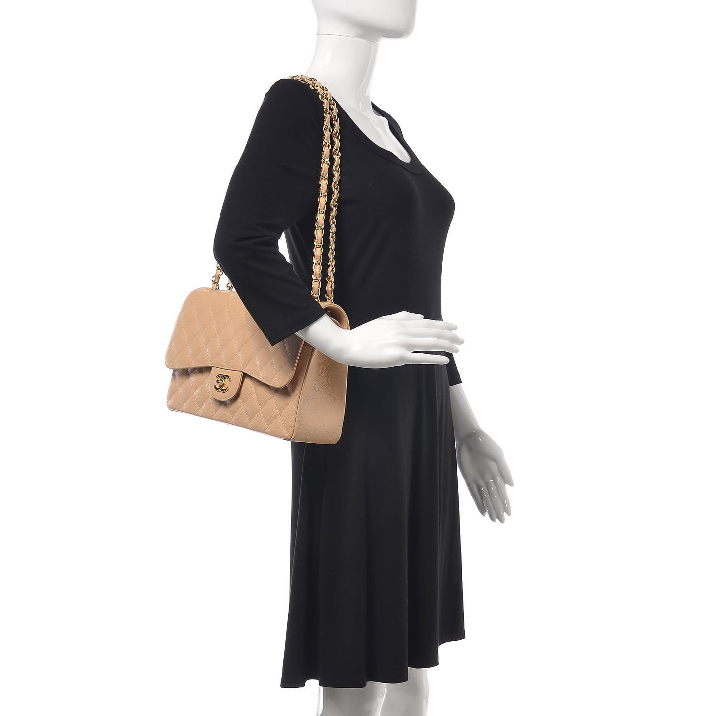 Caviar Quilted Jumbo Double Flap Beige Clair