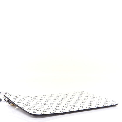 Louis Vuitton Monogram Giant Neverfull MM GM Pochette White 4 of 14