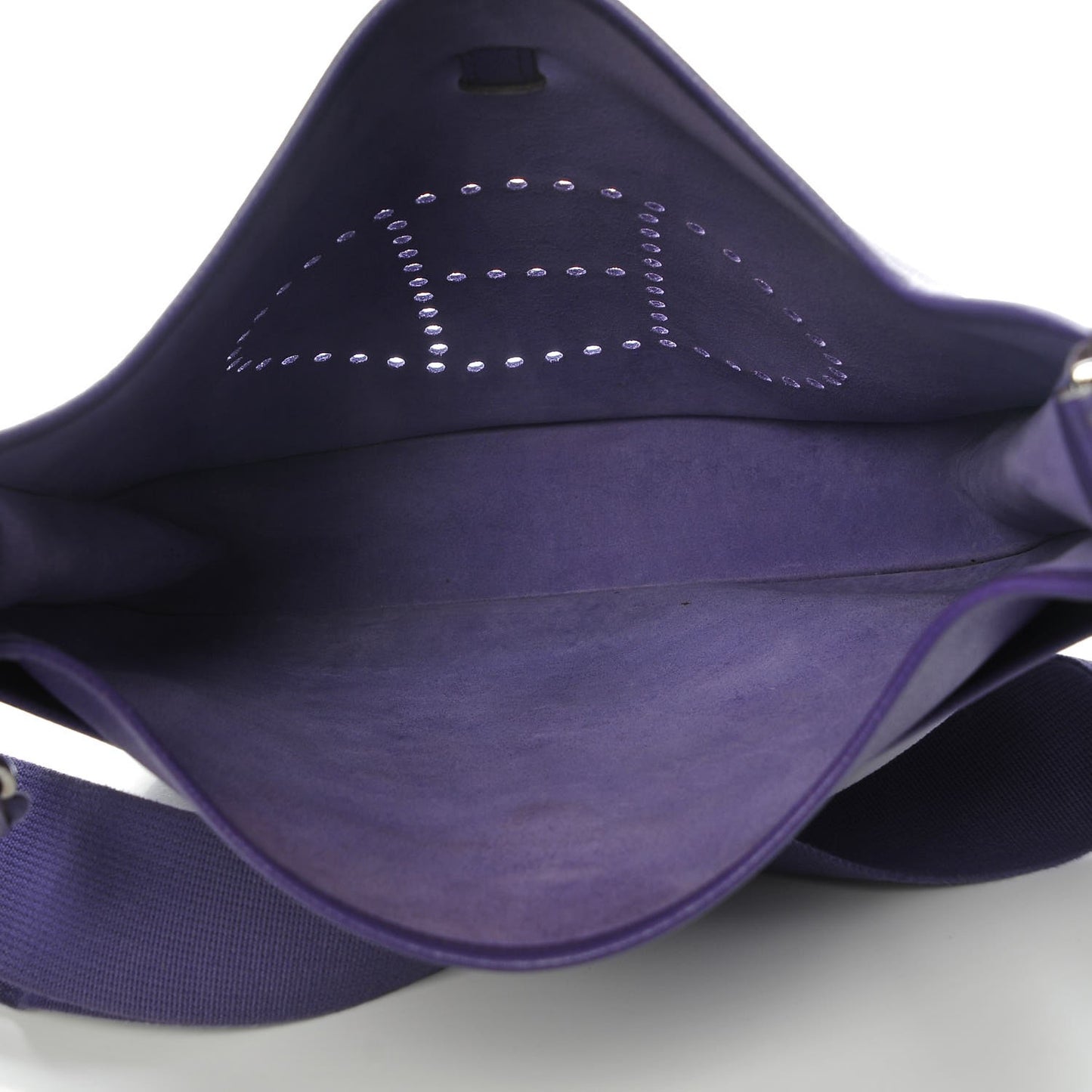 Epsom Evelyne III PM Ultraviolet