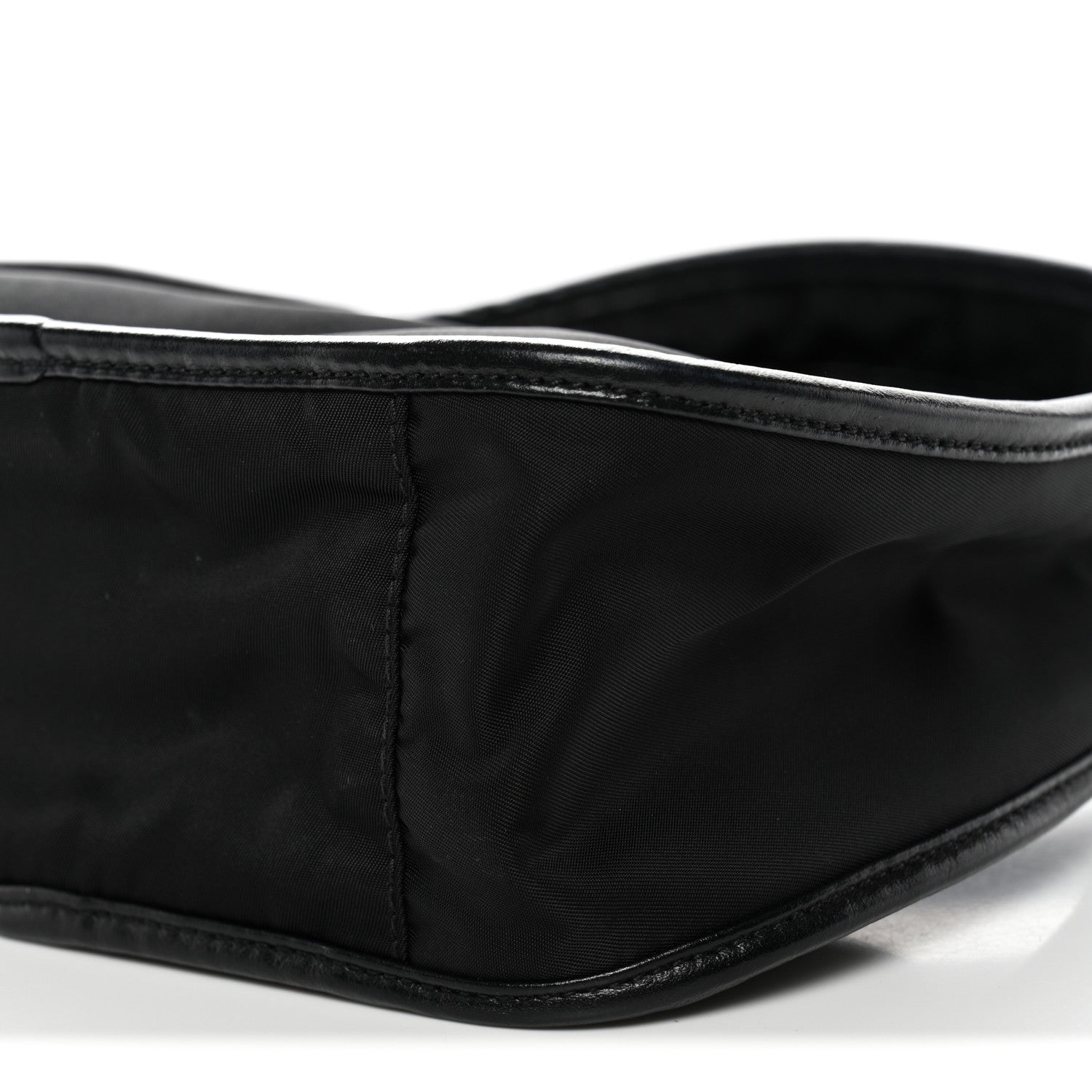 Prada Tessuto Nylon Re-Edition 1995 Bag Black 10 of 10