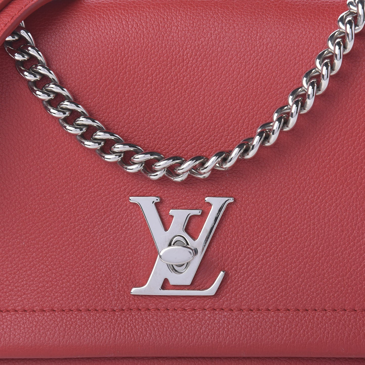 Calfskin Lockme II Chain Bag BB Rubis