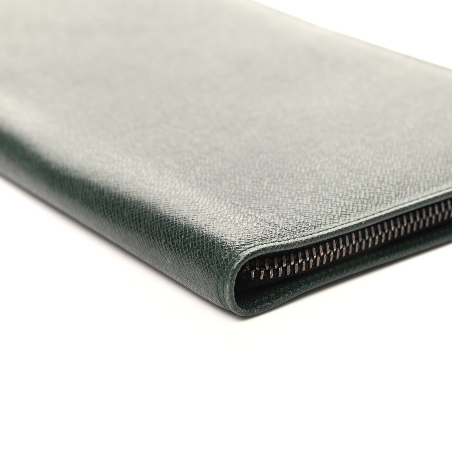 Louis Vuitton Taiga Travel Organizer Wallet Epicea 7 of 8