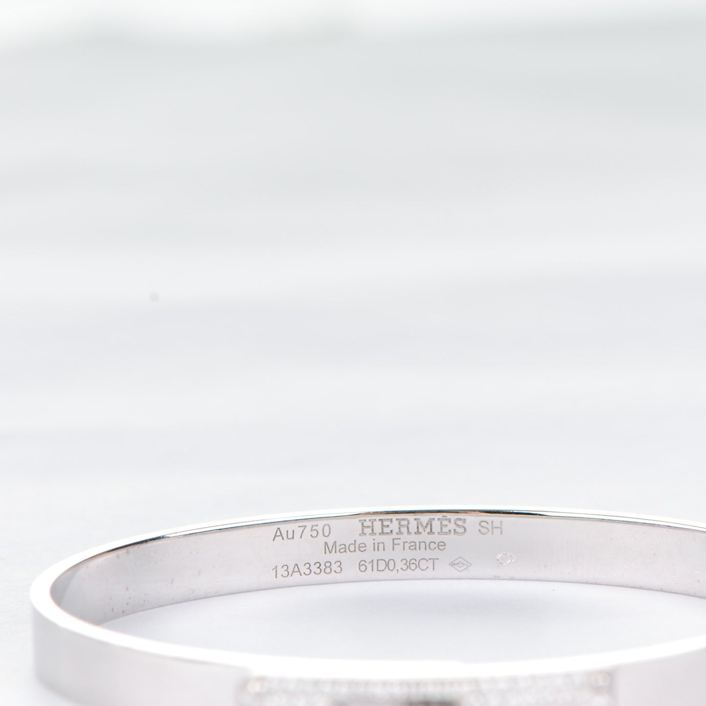 18K White Gold Diamond PM Kelly Pave Bracelet SH
