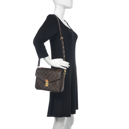 Louis Vuitton Monogram Pochette Metis 2 of 10