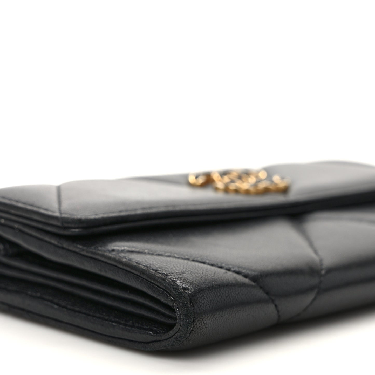 Lambskin Quilted Chanel 19 Flap Wallet Black