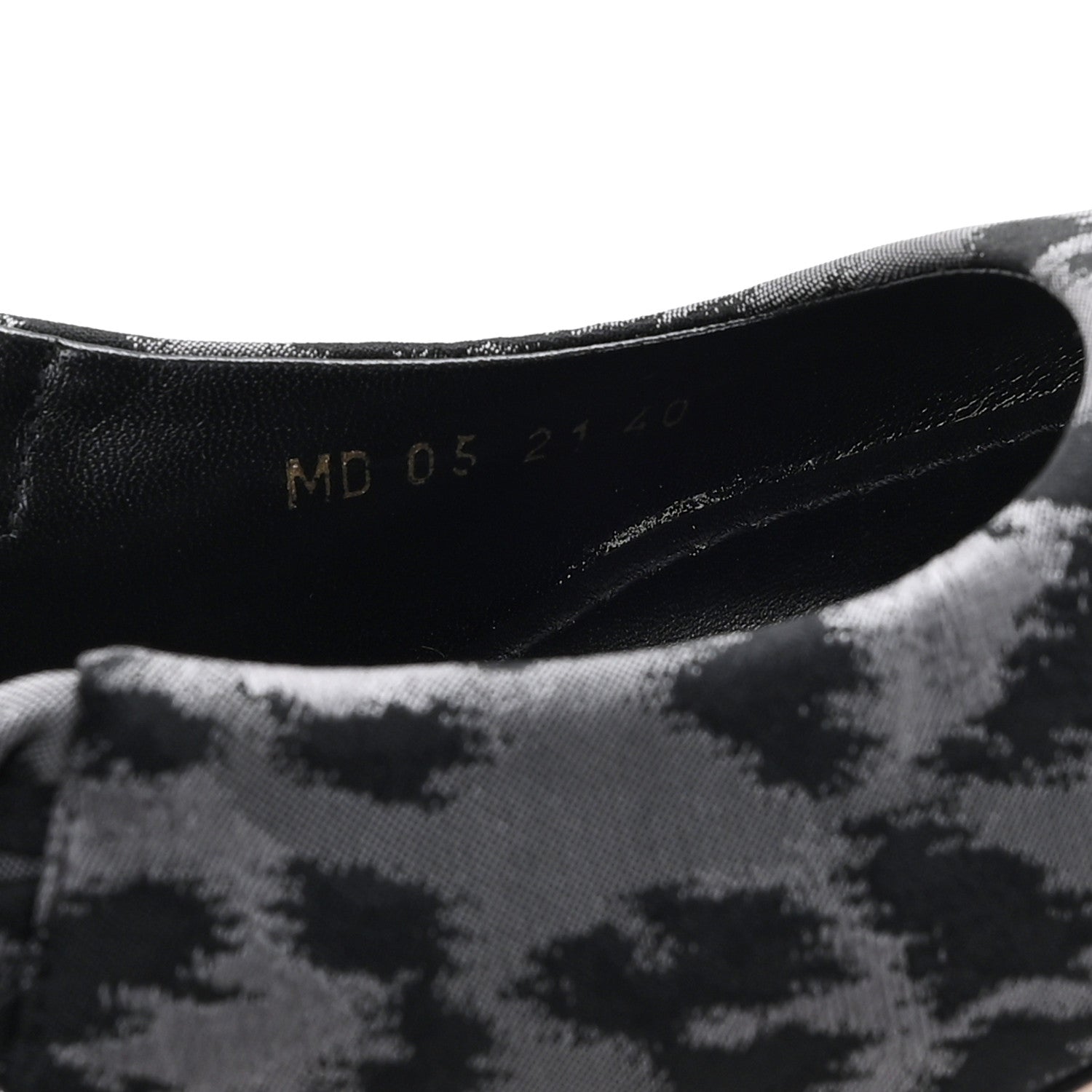 Christian Dior Shiny Nylon Leopard Print Mizza Slingback Pumps  40 Grey 9 of 9