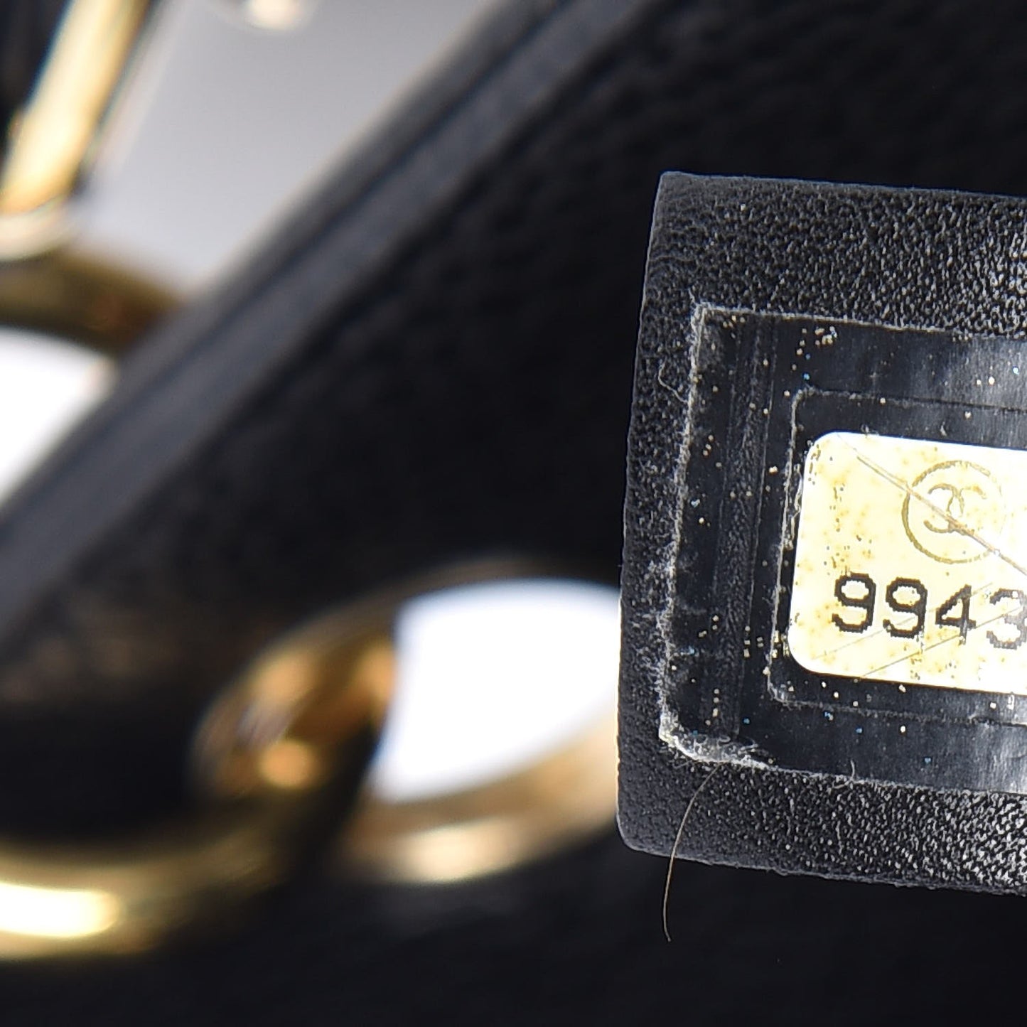 Caviar Quilted Petit Shopping Tote PST Black
