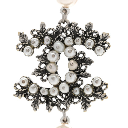 Chanel Pearl CC Short Necklace Silver 4 of 8