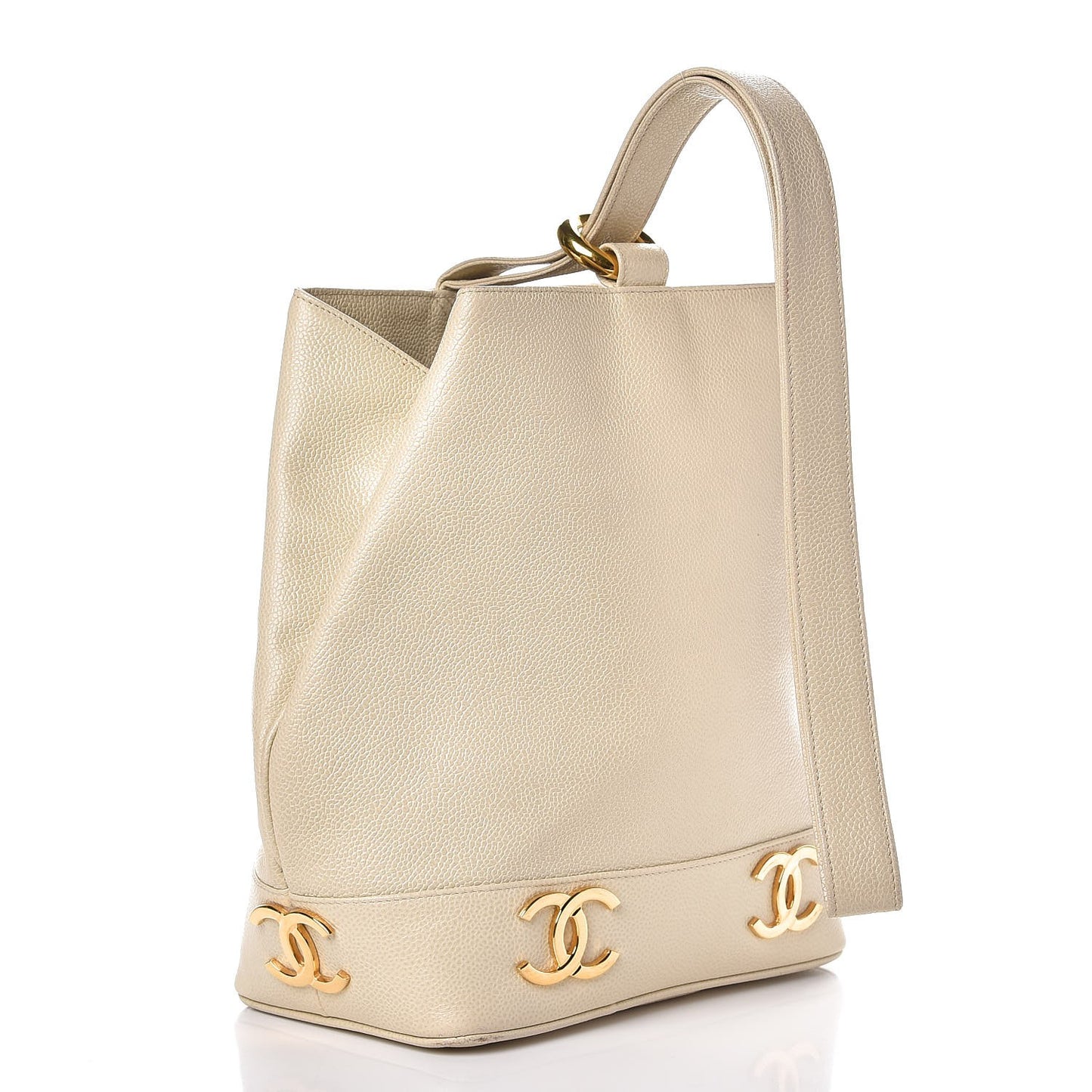 Caviar CC Bucket Shoulder Bag White