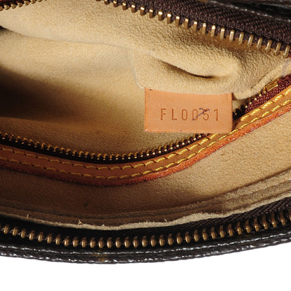 Louis Vuitton Monogram Looping MM 7 of 7