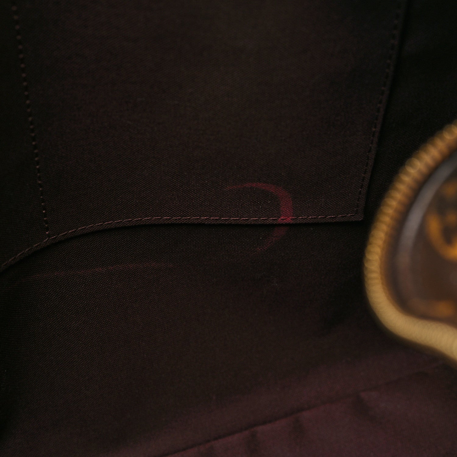 Louis Vuitton Monogram Berri MM 10 of 10