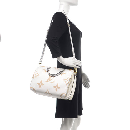 Louis Vuitton Monogram Giant Speedy Bandouliere 30 Kaki Beige 2 of 9