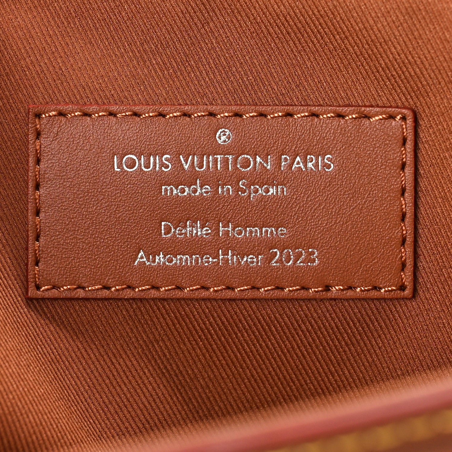 Louis Vuitton LOUIS VUITTON Epi Montsouris Messenger Cognac 6 of 9