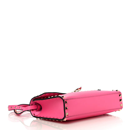 Valentino Garavani Pebbled Calfskin Medium Rockstud Flip Lock Crossbody Bag Feminine Pink 3 of 12
