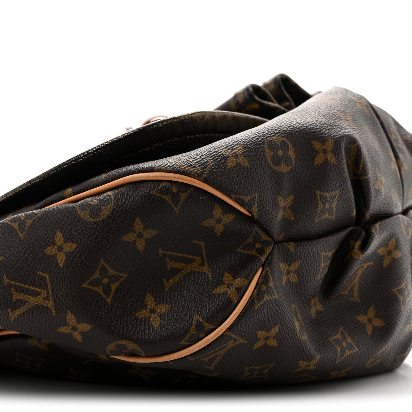 Monogram Kalahari GM