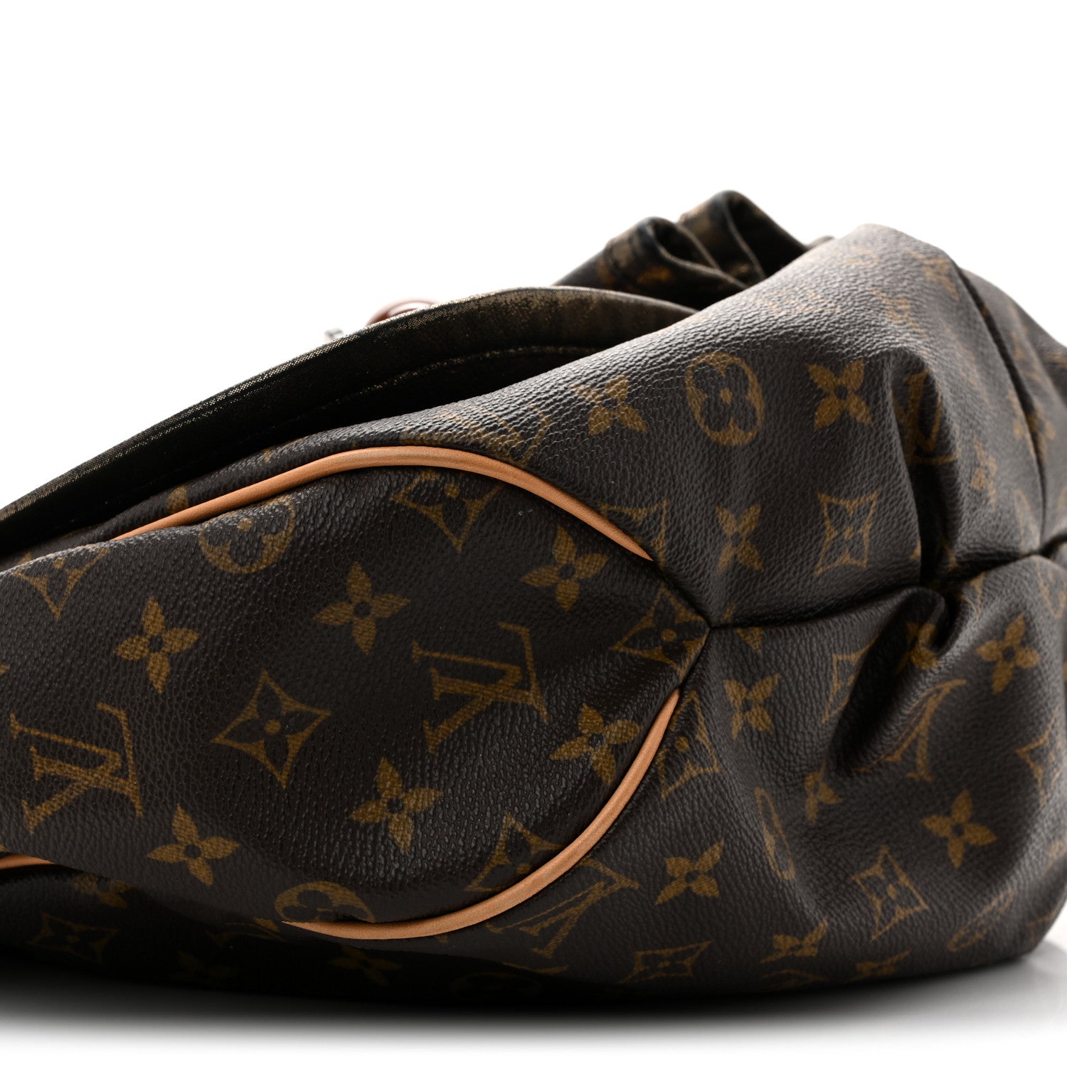 Louis Vuitton Monogram Kalahari GM 9 of 16